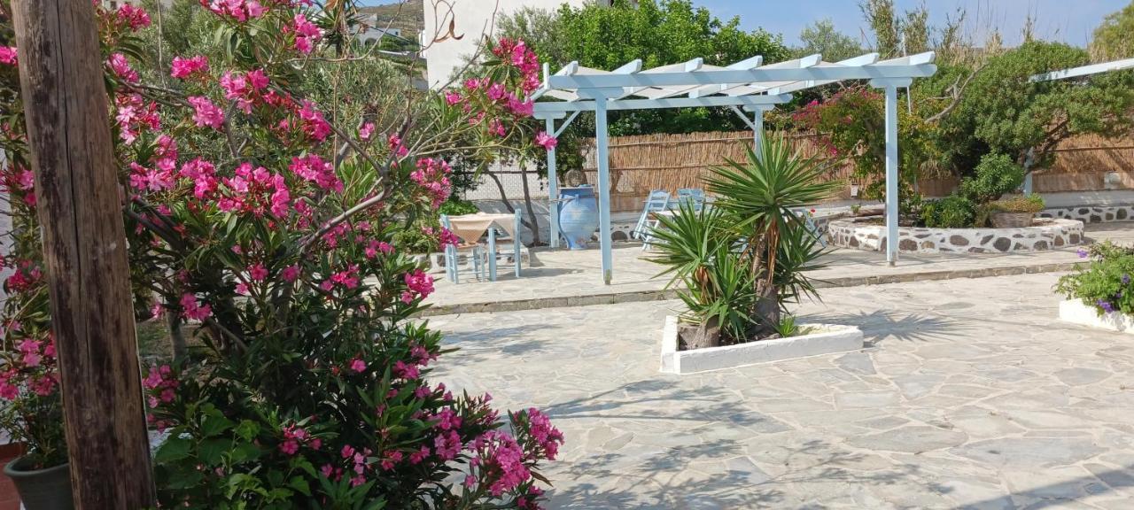 Bed and Breakfast Elia Скала Экстерьер фото